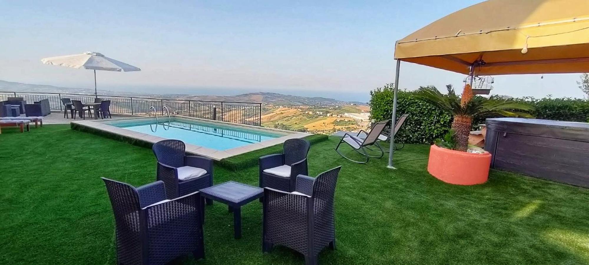 La Terrazza Motta Bed & Breakfast อาตริ ภายนอก รูปภาพ