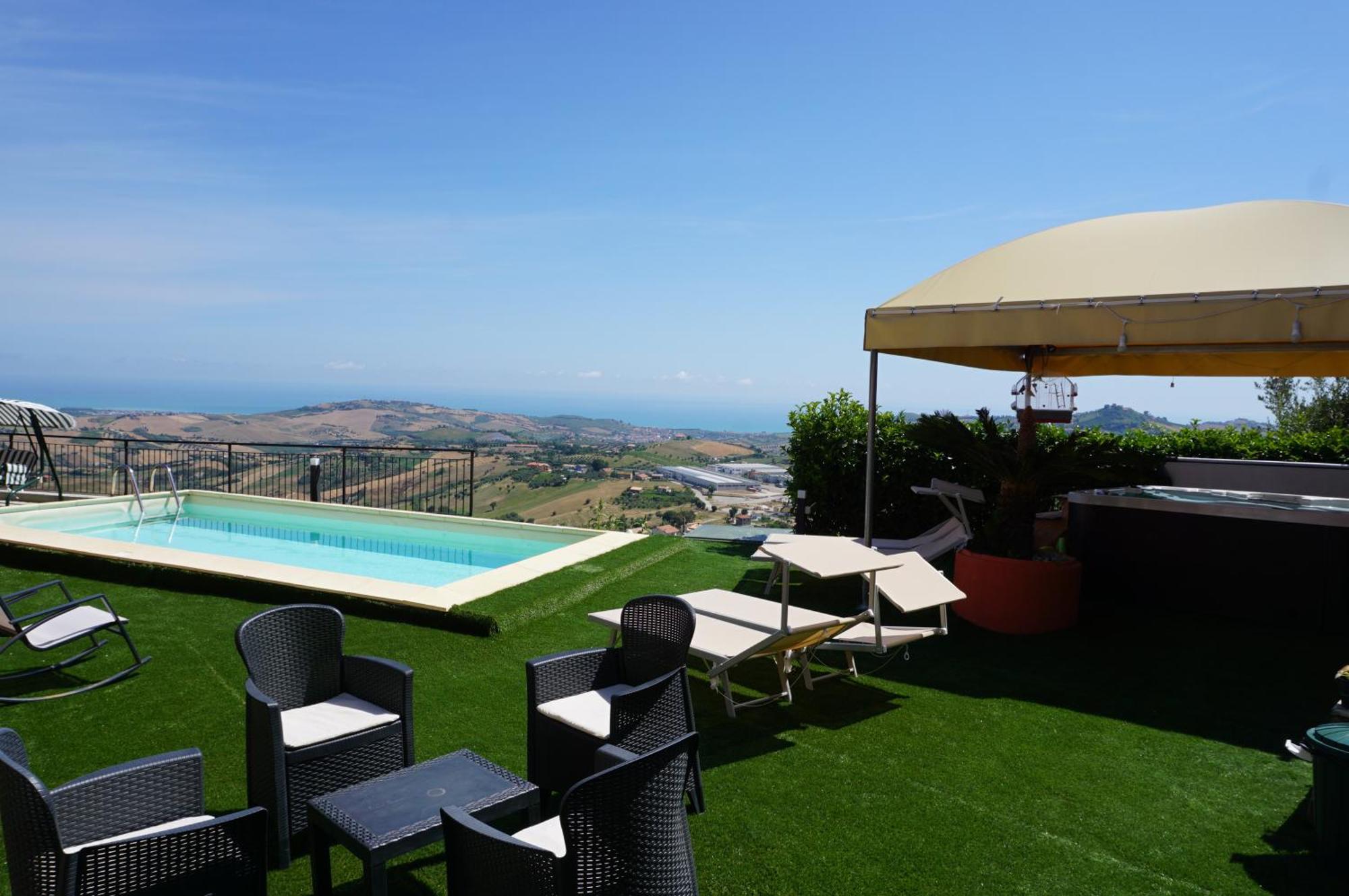 La Terrazza Motta Bed & Breakfast อาตริ ภายนอก รูปภาพ